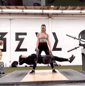 Cait MacLennon deadlifting her boyfriend
