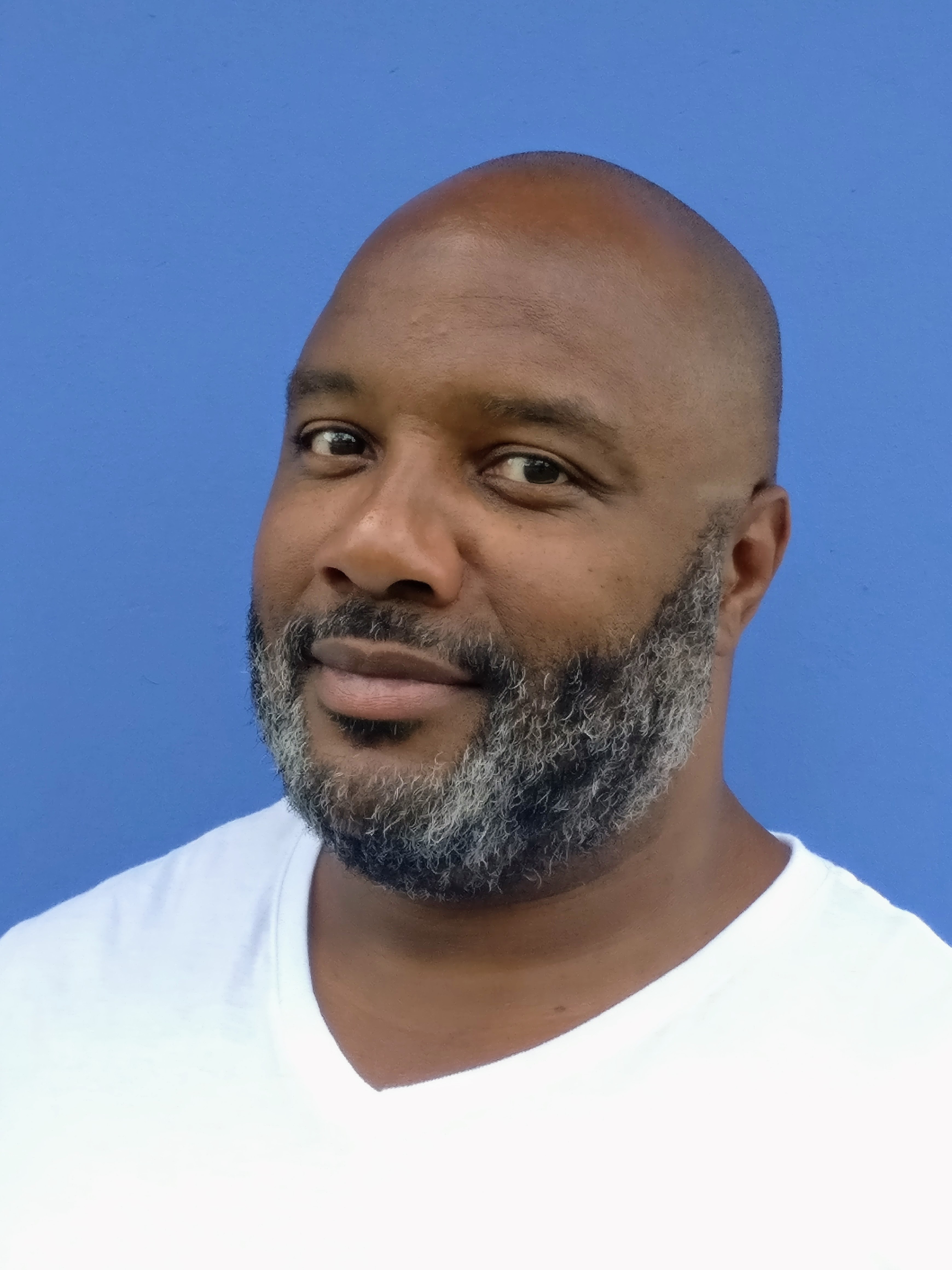 Jubi Arriola-Headley headshot