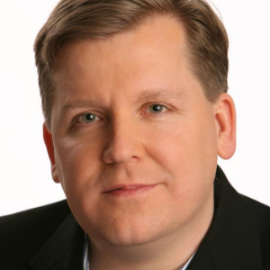 David Lindsay-Abaire headshot