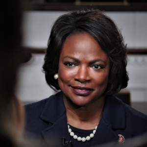 Val Demings headshot